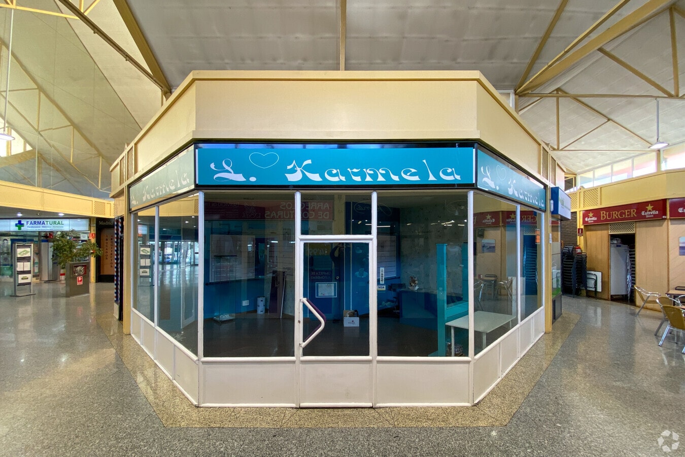 Avenida de Bucaramanga, 2, Madrid, MAD 28033 - Lot Puerta 232, Esc. 1 -  - Photo intérieure - Image 1 of 4