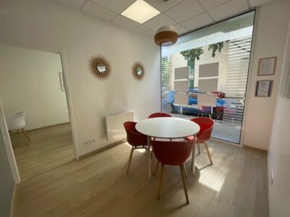 Bureau dans Lyon à vendre Photo intérieure– Image 1 sur 2