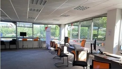 Bureau dans Avignon à louer - Photo de l’immeuble – Image 3 sur 4
