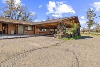Plus de détails pour 43021 Bridge St, Fall River Mills, CA - Hôtellerie à vendre