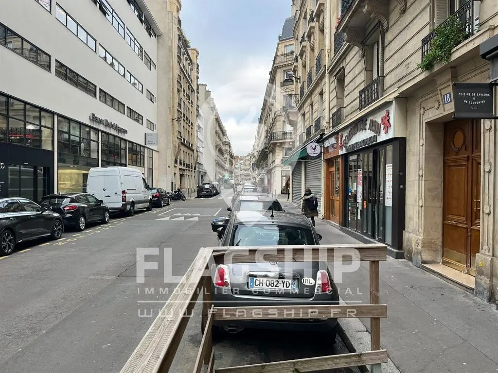Local commercial dans Paris à louer Photo de l’immeuble– Image 1 sur 9