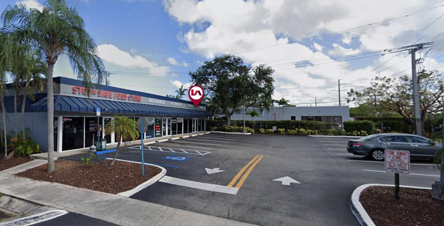 404-414 S Powerline Rd, Deerfield Beach, FL à louer Photo de l’immeuble– Image 1 sur 14