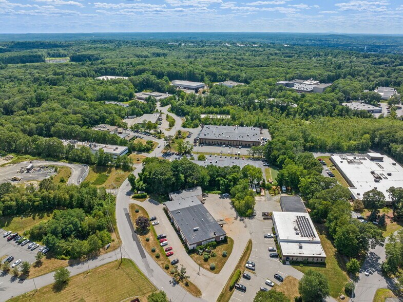 31-39 Flagship Dr, North Andover, MA à louer - Photo de l’immeuble – Image 3 sur 6