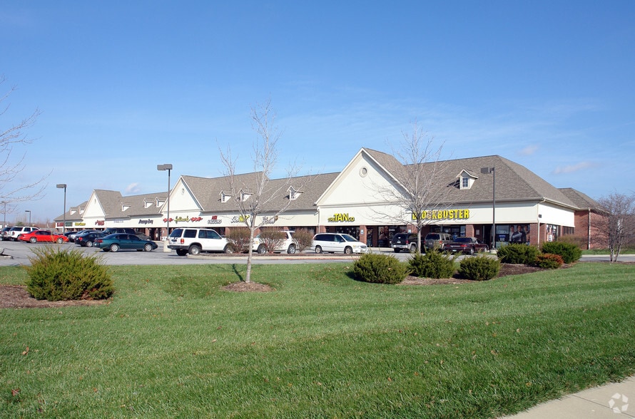 4000 W 106th St, Carmel, IN à louer - Photo principale – Image 2 sur 4