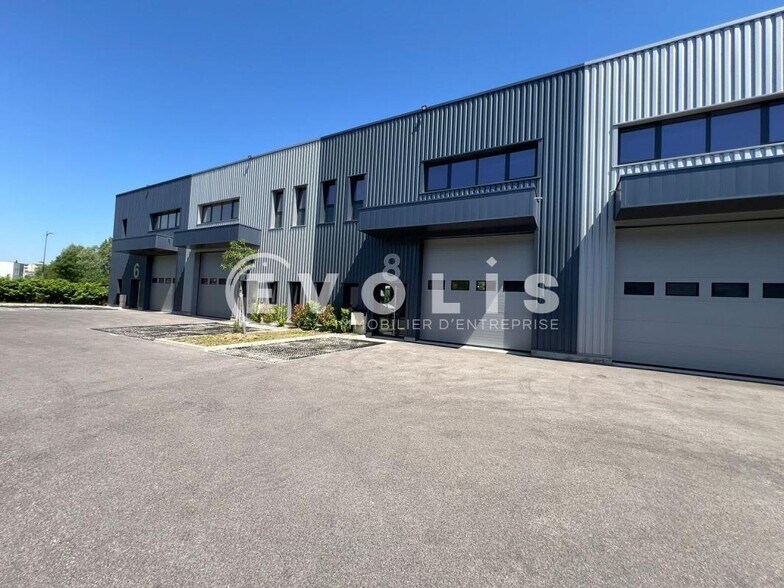 15 Rue Georges Charpak, Bourgoin-Jallieu à louer - Photo de l’immeuble – Image 1 sur 21