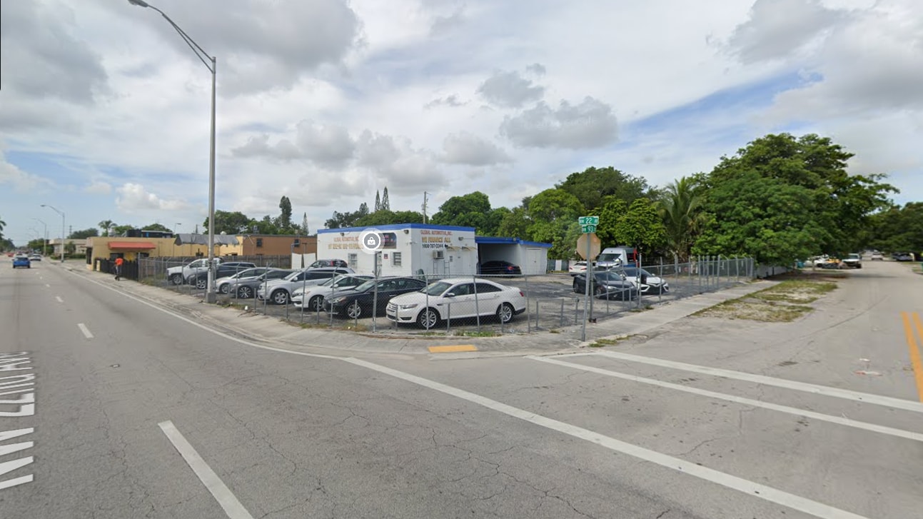 9348 NW 22nd Ave, Miami, FL à louer Photo de l’immeuble– Image 1 sur 5