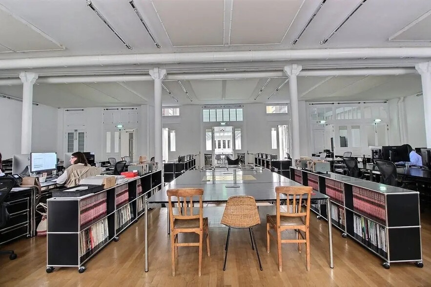 42 Rue Des Jeuneurs, Paris à louer - Photo de l’immeuble – Image 1 sur 6