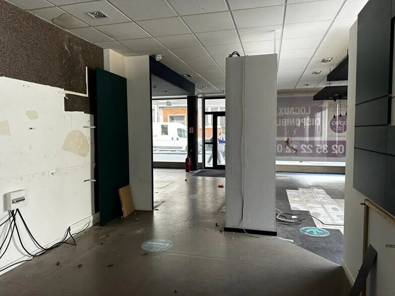 Local commercial dans Le Havre à louer - Photo de l’immeuble – Image 2 sur 3
