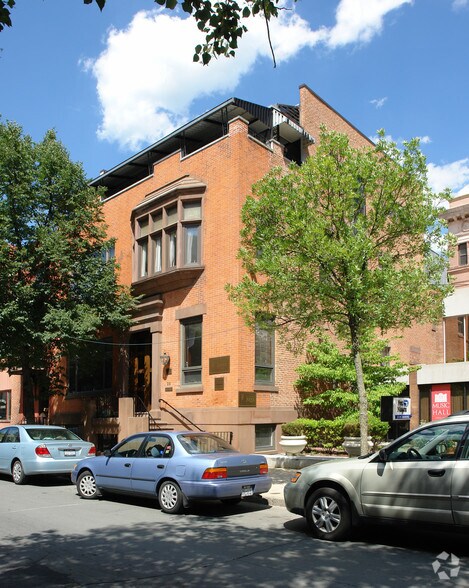 28 2nd St portefeuille de 2 biens à vendre sur LoopNet.fr - Photo principale – Image 1 sur 52