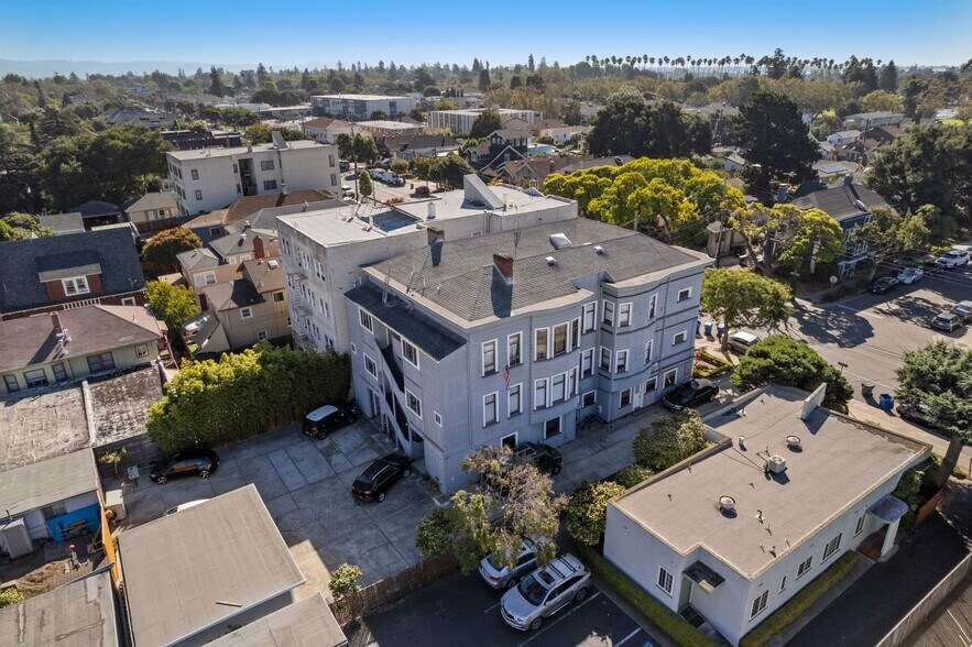 739 Santa Clara Ave, Alameda, CA à vendre - Photo de l’immeuble – Image 3 sur 30