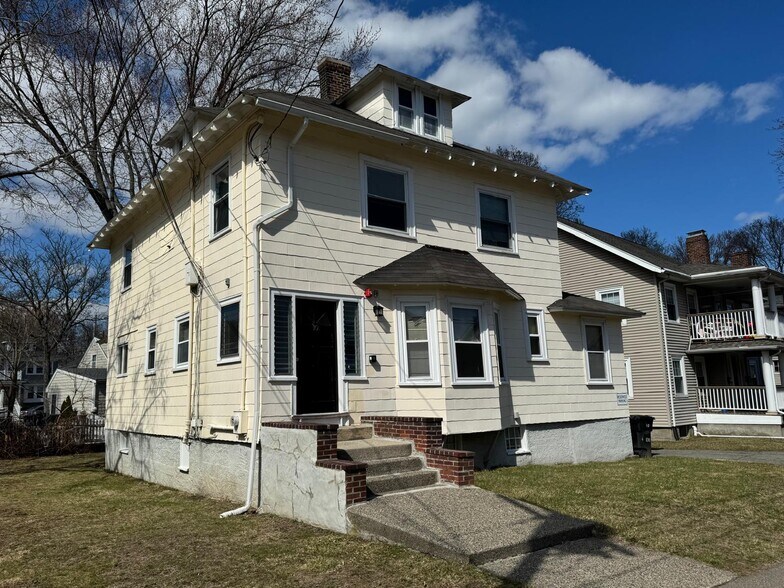 10 Edgewood Cor, Quincy, MA à vendre - Photo de l’immeuble – Image 1 sur 2