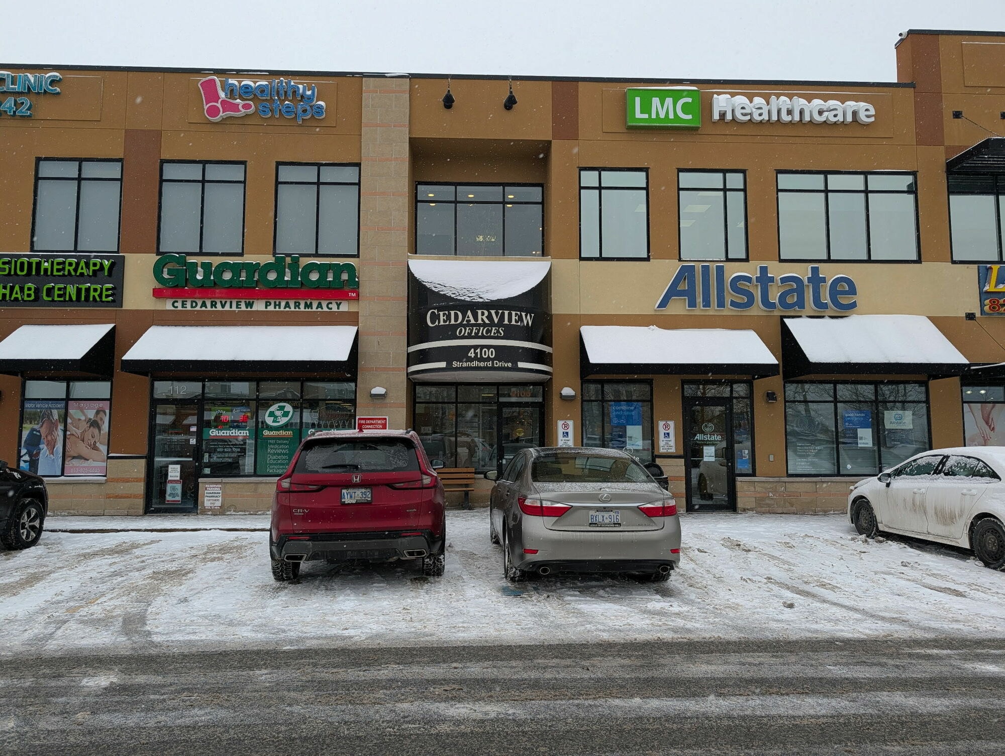 4100-4120 Strandherd Dr, Ottawa, ON à louer Photo de l’immeuble– Image 1 sur 11