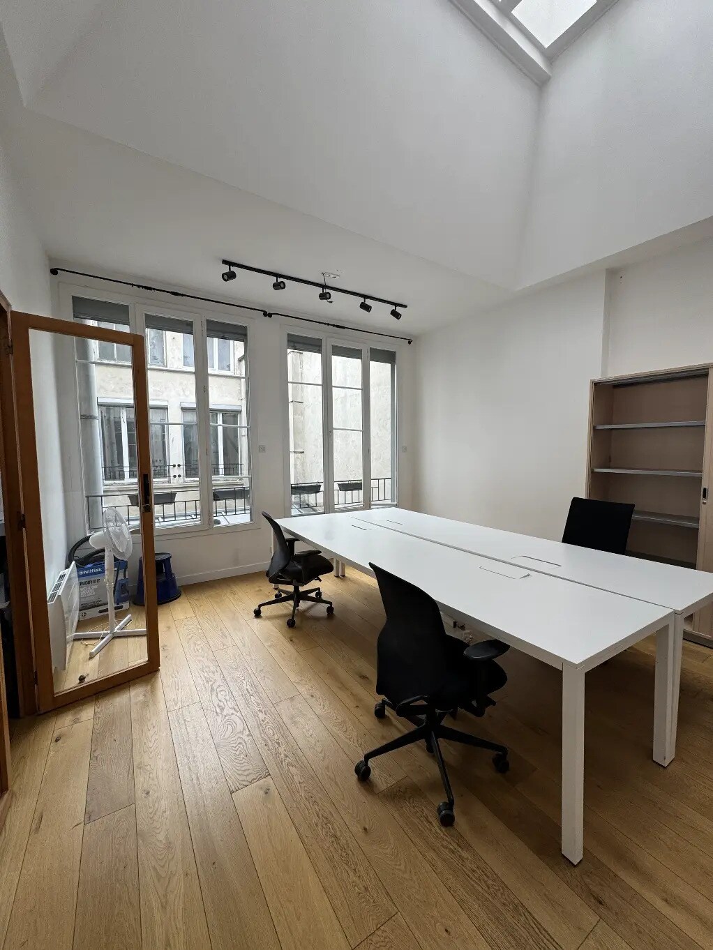 Espace de coworking dans Paris à louer Photo intérieure– Image 1 sur 9