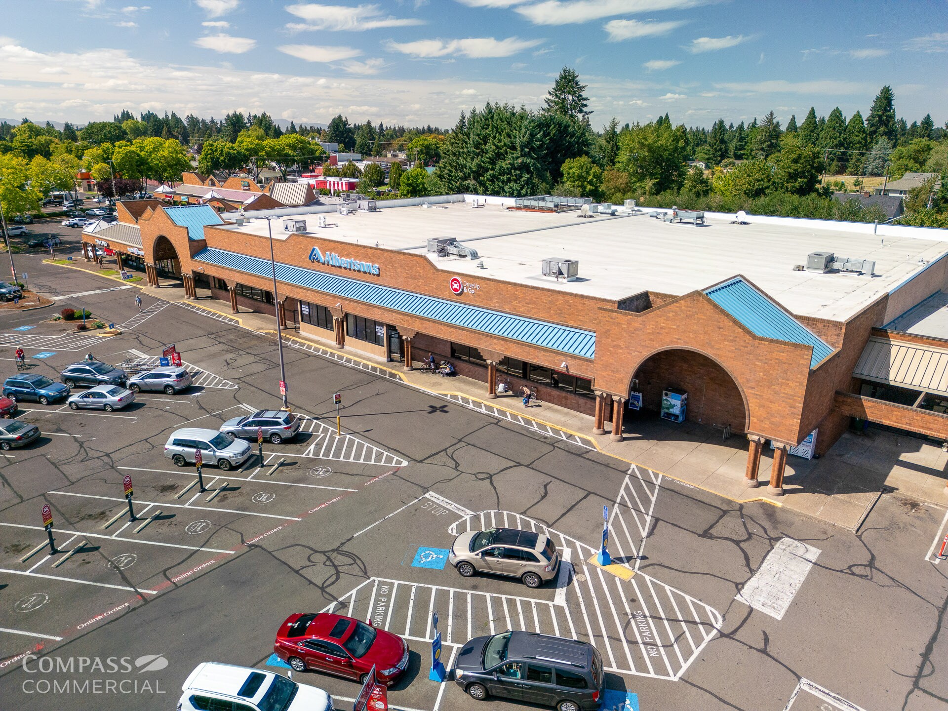 15-85 Division Ave, Eugene, OR à louer Photo principale– Image 1 sur 13