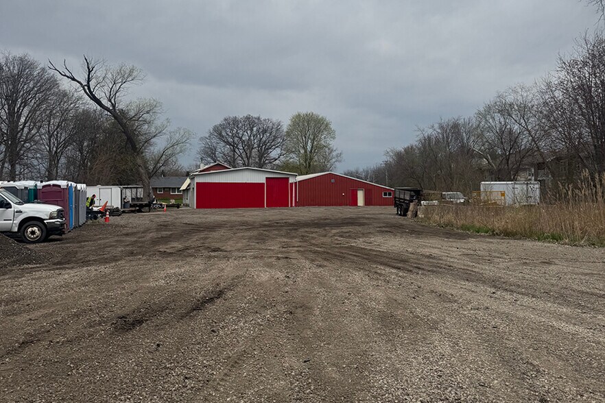 33W109 Butterfield Rd, Batavia, IL à louer - Photo de l’immeuble – Image 2 sur 5