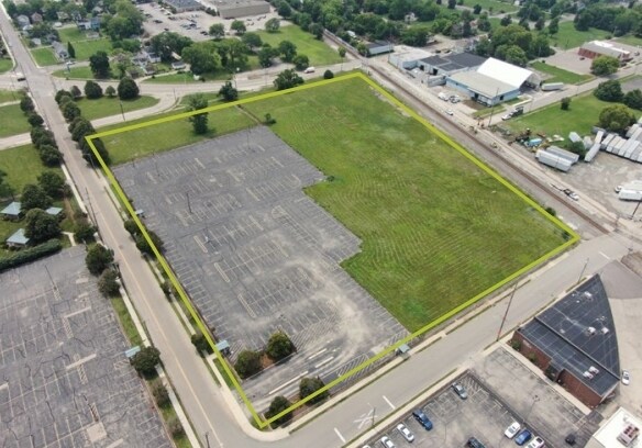 600 Albany St portefeuille de 3 biens à vendre sur LoopNet.fr - Photo principale – Image 3 sur 3