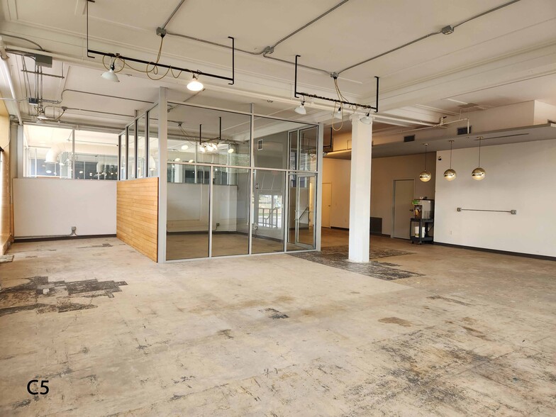 317 Lexington Ave, San Antonio, TX à louer - Photo intérieure – Image 3 sur 72