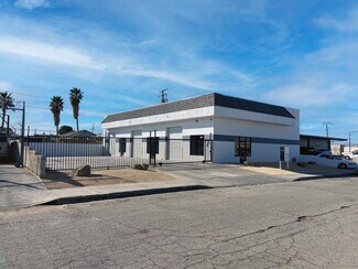 Plus de détails pour 124 W Ovington St, Lancaster, CA - Local d'activités à louer