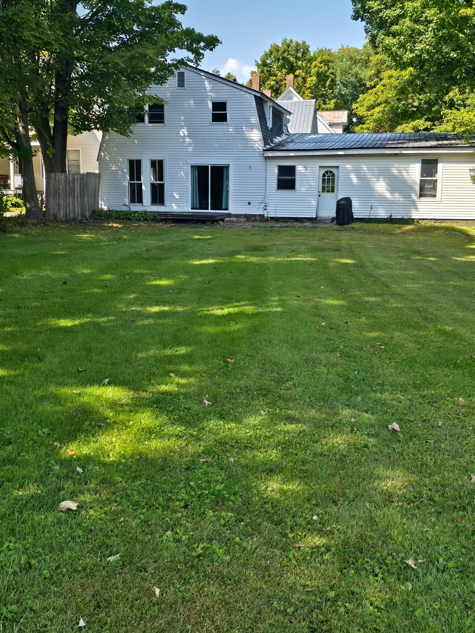 22 Chestnut St, Brattleboro, VT à vendre Photo principale– Image 1 sur 15