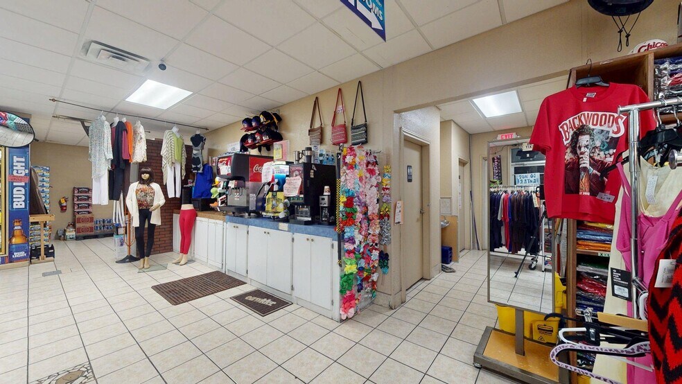 2410 N State Line Ave, Texarkana, AR à vendre - Photo de l’immeuble – Image 2 sur 16