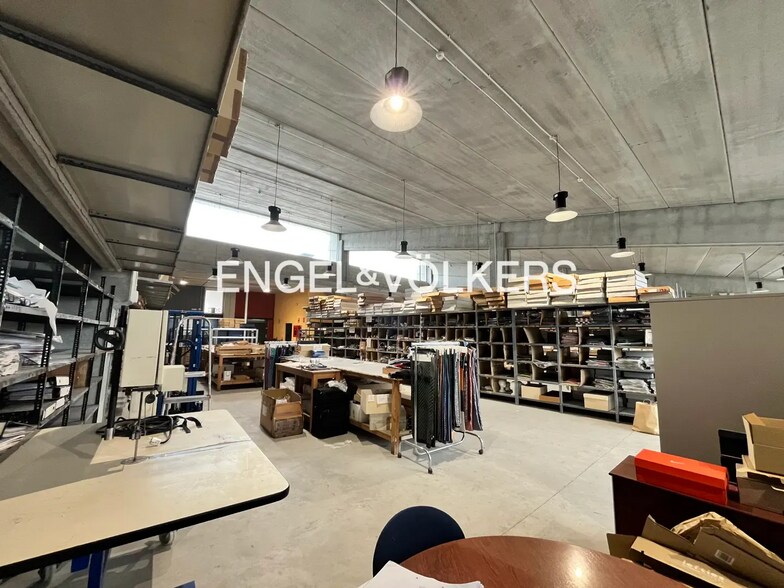 View Photo