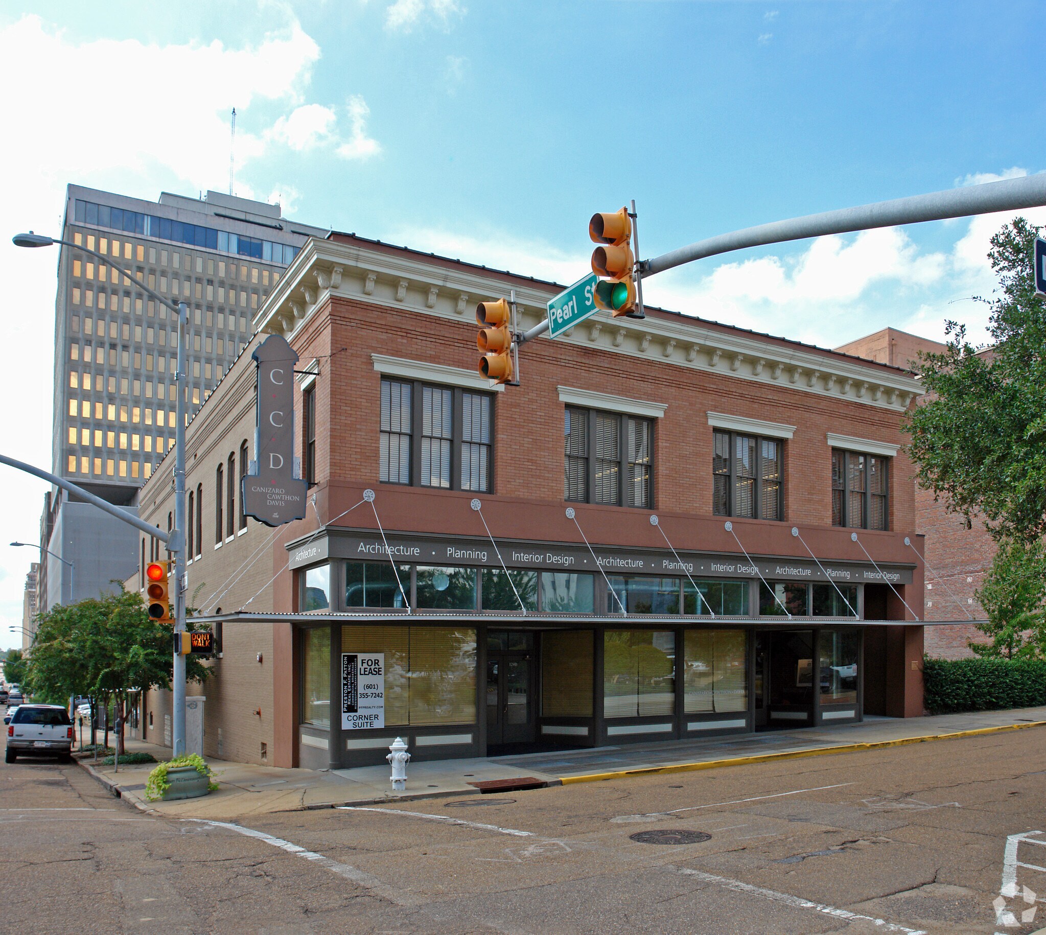 129 President St, Jackson, MS à louer Photo principale– Image 1 sur 5