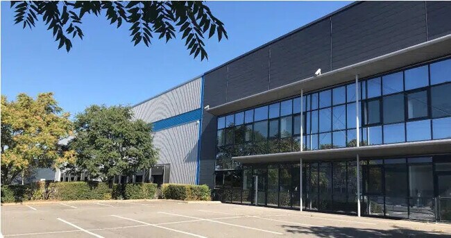 Plus de détails pour Avenue De La Maison Neuve, Brétigny-sur-Orge - Industriel/Logistique à louer
