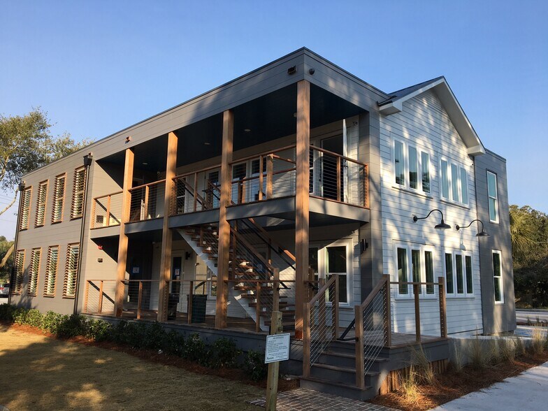 1100 Palm Blvd, Isle Of Palms, SC à louer - Photo de l’immeuble – Image 1 sur 23