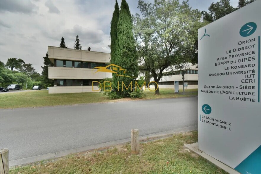 Bureau dans Avignon à louer - Photo de l’immeuble – Image 2 sur 21