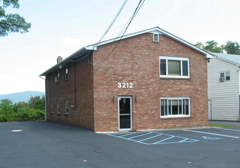 3212 US Route 9W, New Windsor Township, NY à louer - Photo principale – Image 1 sur 4