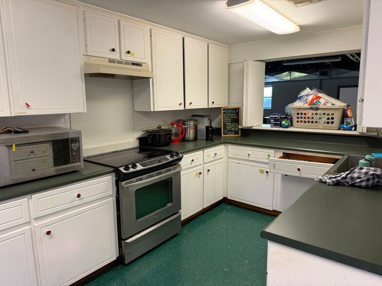 500 Columbia St, Milledgeville, GA à vendre - Photo intérieure – Image 3 sur 13