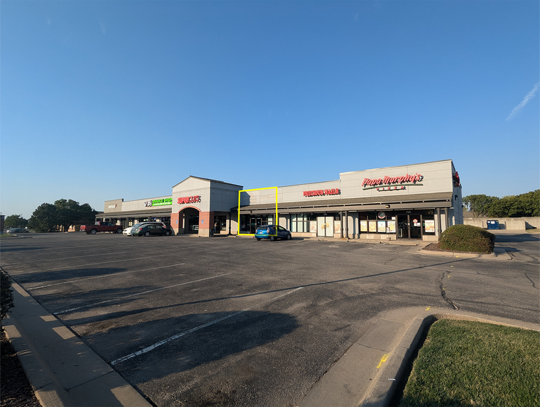 229 N Andover Rd, Andover, KS à louer - Photo de l’immeuble – Image 1 sur 9