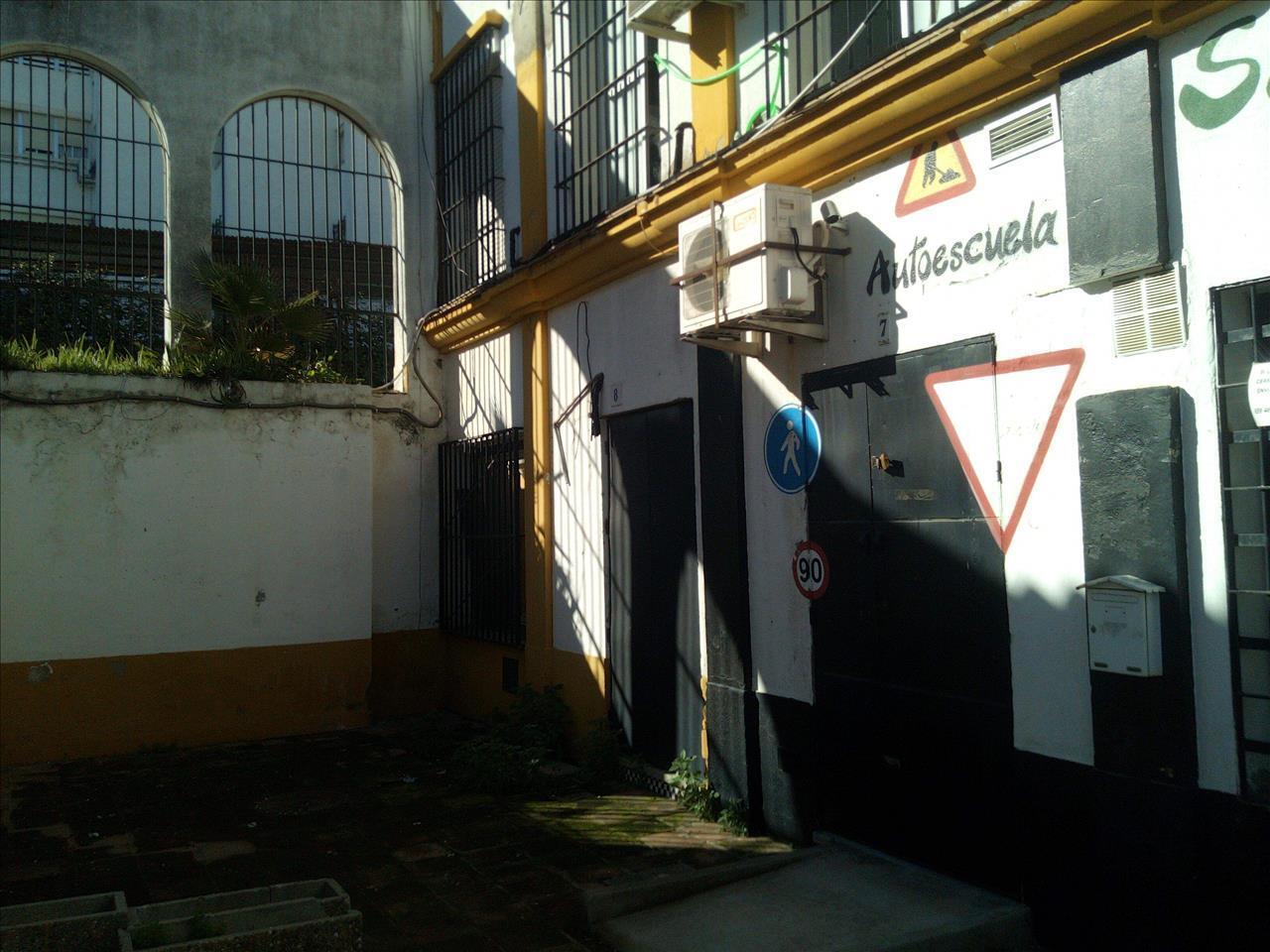 Calle San Juan, Mairena del Aljarafe, Sevilla à vendre Photo de l’immeuble– Image 1 sur 3