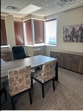 28345 Beck Rd, Wixom, MI à louer Photo intérieure– Image 1 sur 3