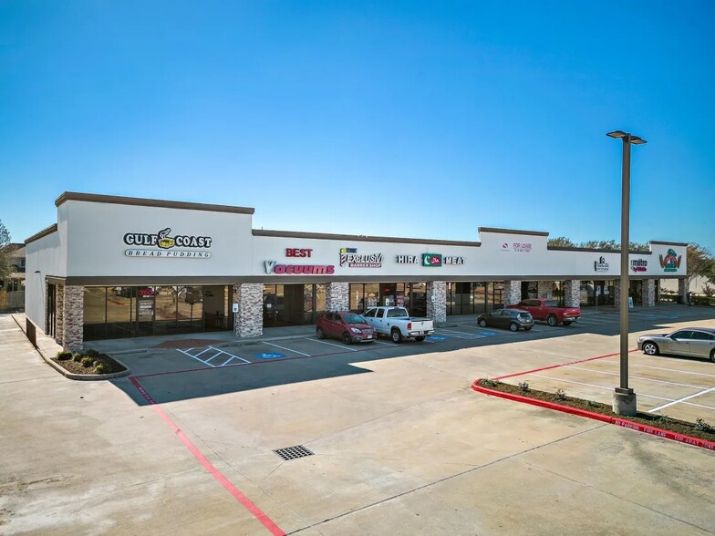 17301-17319 FM 529 Rd, Houston, TX à louer - Photo de l’immeuble – Image 2 sur 9
