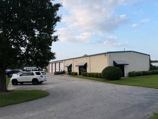 Plus de détails pour 46 Last Cast Dr, Benson, NC - Local d'activités à louer