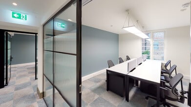 49A Oxford Rd, Londres à vendre Photo intérieure– Image 1 sur 10