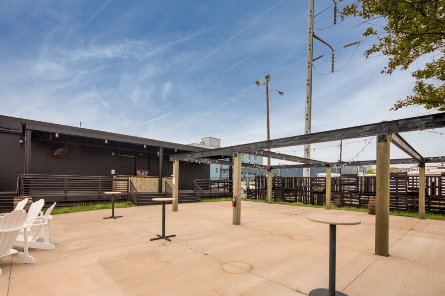 211 W 24th St, Norfolk, VA à vendre - Photo de l’immeuble – Image 3 sur 8