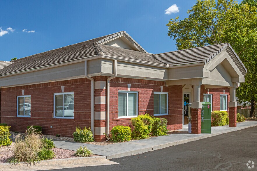 1801 SW Regional Airport Blvd, Bentonville, AR à louer - Photo de l’immeuble – Image 1 sur 11