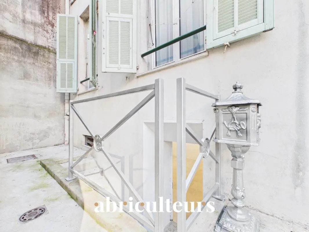 Bureau dans Nice à vendre Photo de l’immeuble– Image 1 sur 15