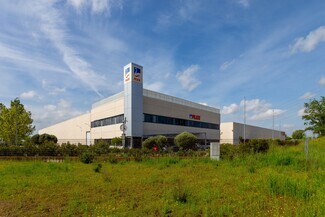Plus de détails pour Calle del Río Almanzora, 2, Getafe - Industriel/Logistique à louer