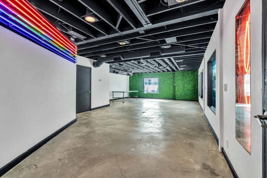 5008 Venice Blvd, Los Angeles, CA à louer - Photo de l’immeuble – Image 3 sur 19