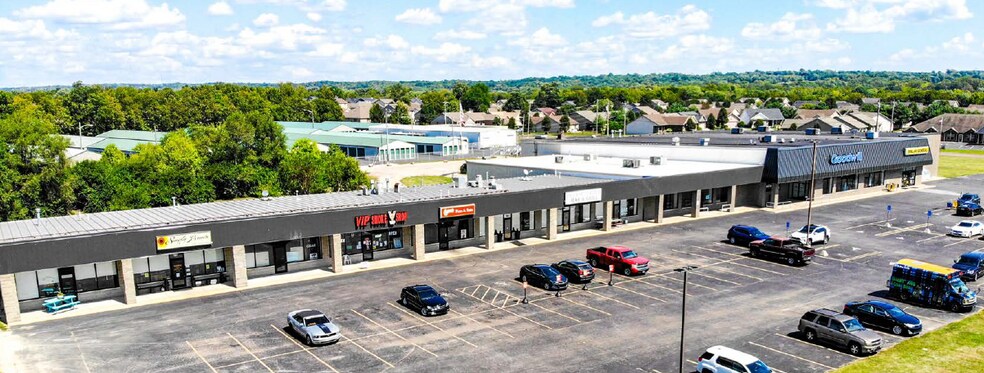 500-518 Central Ave, Carlisle, OH à louer - Photo de l’immeuble – Image 2 sur 3