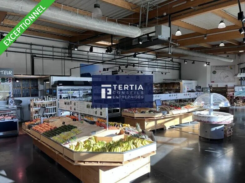 Local commercial dans Le Crès à louer - Photo de l’immeuble – Image 3 sur 8