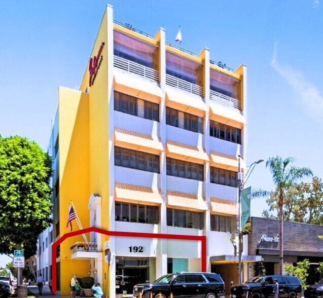 190-192 N Canon Dr, Beverly Hills, CA à louer - Photo de l’immeuble – Image 1 sur 3