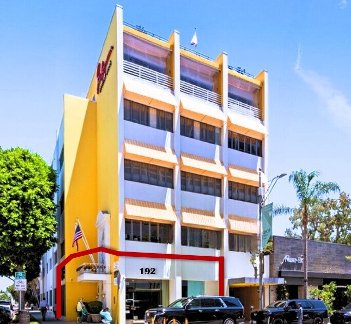 190-192 N Canon Dr, Beverly Hills, CA à louer Photo de l’immeuble– Image 1 sur 4