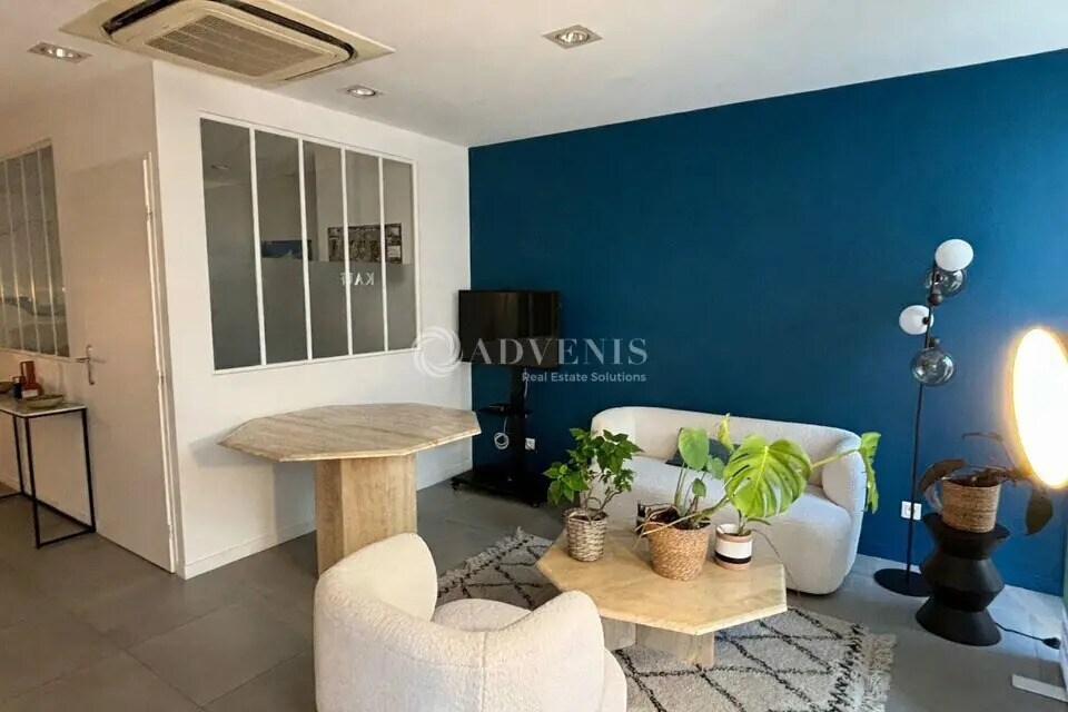 Local commercial dans Orléans à louer Photo de l’immeuble– Image 1 sur 7