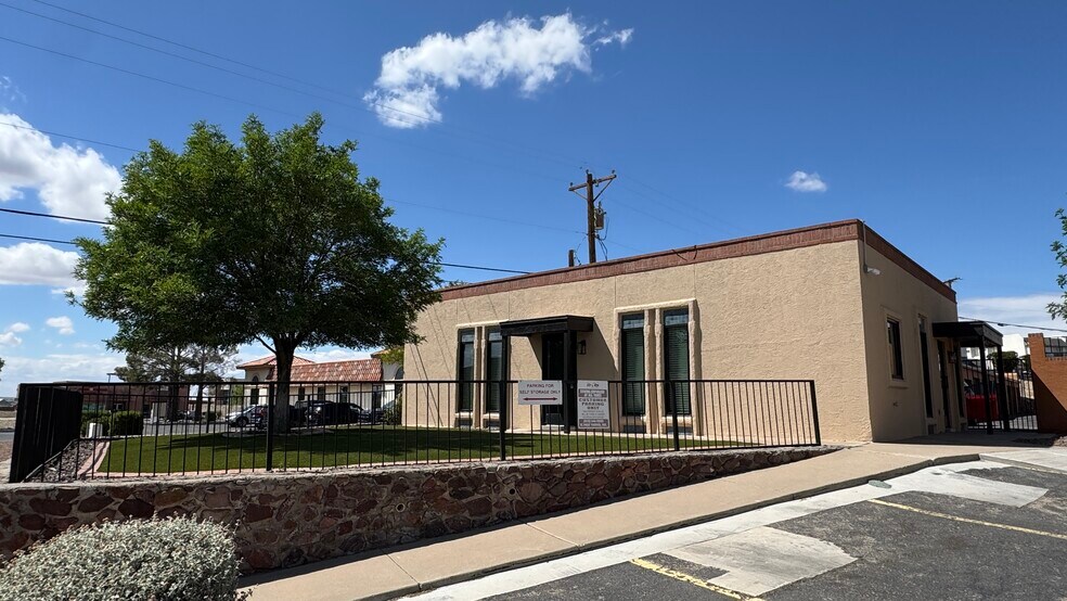 7307 Remcon Cir, El Paso, TX à louer - Photo de l’immeuble – Image 3 sur 5