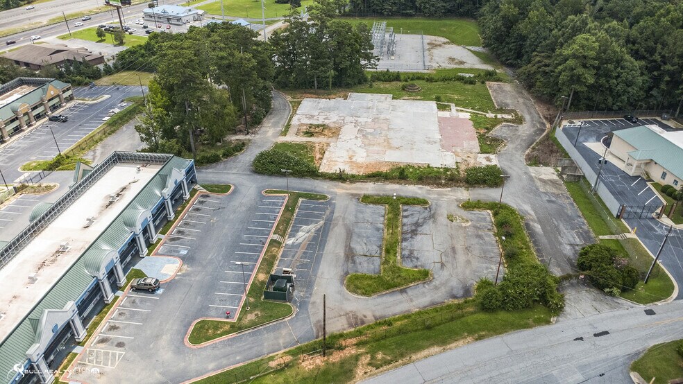 111 Holiday Dr N, Macon, GA à vendre - Photo de l’immeuble – Image 3 sur 16