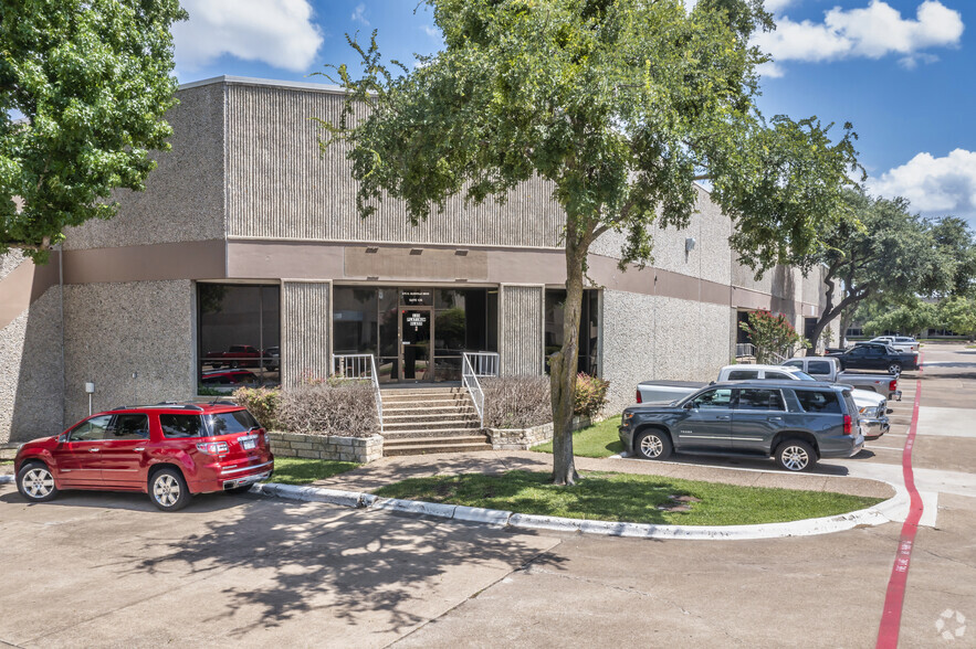 640 International Pkwy, Richardson, TX à louer - Photo de l’immeuble – Image 3 sur 24